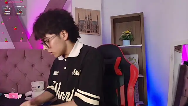 PepperTwink online show from 18, 4, 2026