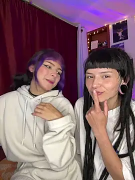 Snapshot of mavimist__ chatting on 7, 3, 2026 mavimist online show from 7, 3, 2026