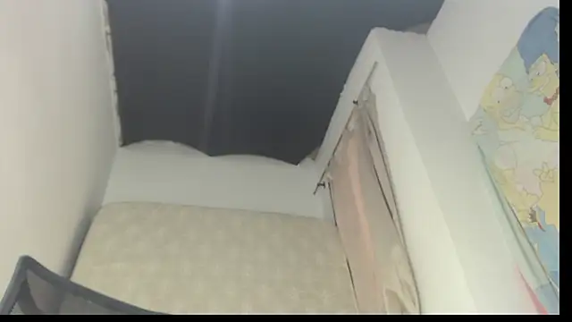 Snapshot of lolplipiwg chatting on 22, 12, 2025 lolplipiwg online show from 22, 12, 2025