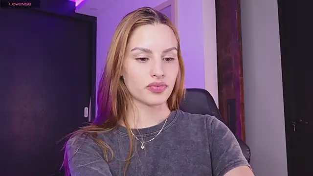 Snapshot of yourdream_6 chatting on 7, 11, 2025 yourdream 6 online show from 7, 11, 2025