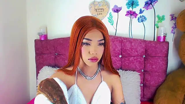 Khloe Leal online show from 12, 3, 2025