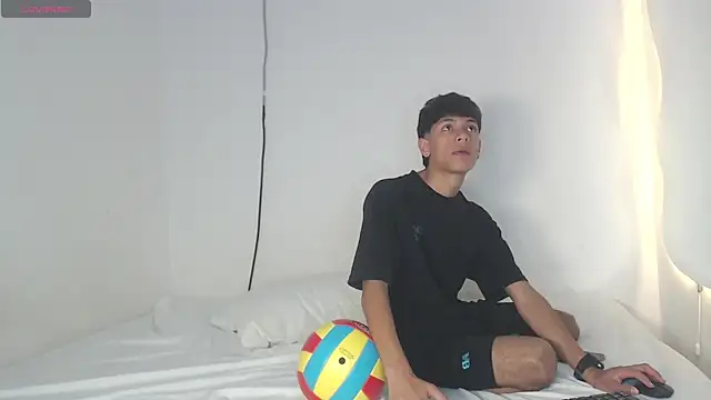 Snapshot of the_murderer chatting on 7, 3, 2025 the murderer online show from 7, 3, 2025