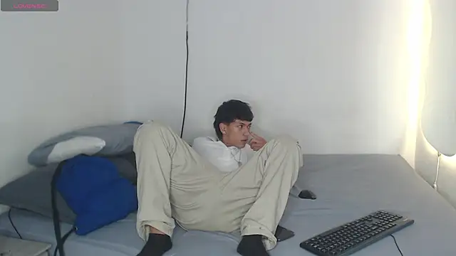 Snapshot of the_murderer chatting on 22, 3, 2025 the murderer online show from 22, 3, 2025