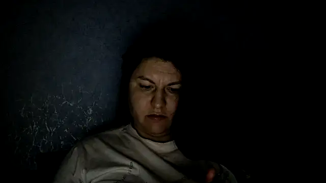 KiraSwee online show from 21, 11, 2025