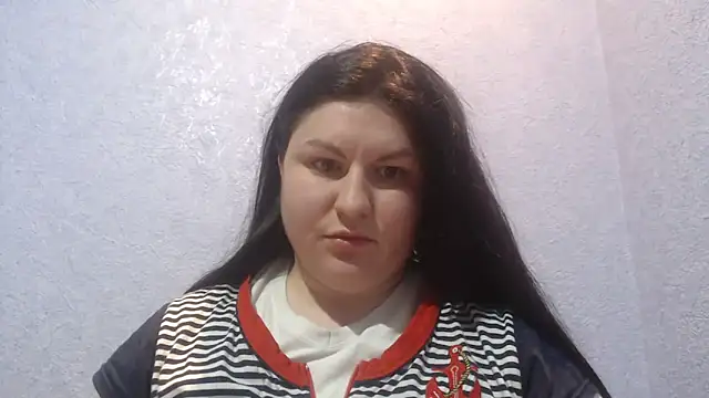 KiraSwee online show from 1, 12, 2025