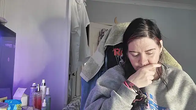 AureliaXOX online show from 13, 1, 2026