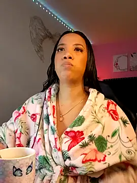 SallyWhitee online show from 14, 3, 2026