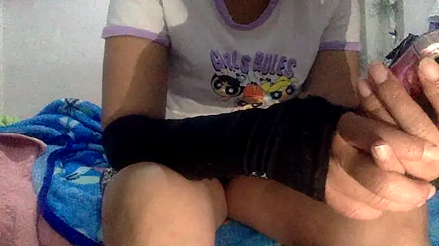 sharonlopez9611 online show from 18, 2, 2026