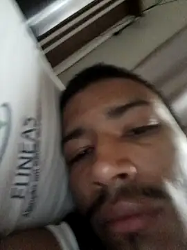 Snapshot of Mineirinho043 chatting on 15, 3, 2025 Mineirinho043 online show from 15, 3, 2025