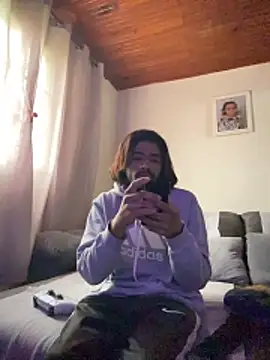 Mineirinho043 online show from 17, 5, 2026