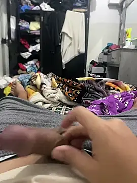 Eduardo08000 online show from 16, 3, 2026