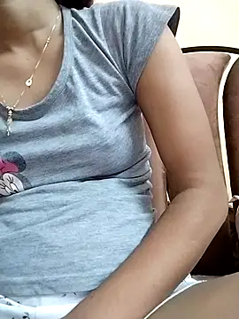 fuungirl38 online show from 27, 10, 2025