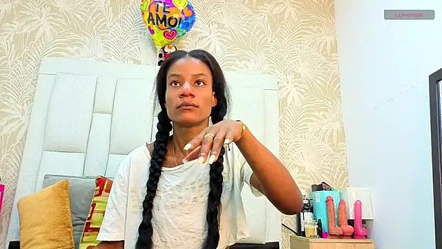 dafnnelewis online show from 8, 4, 2026