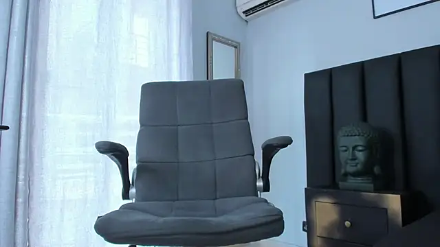 Snapshot of ISAAC_CRYSTON chatting on 14, 3, 2025 ISAAC CRYSTON online show from 14, 3, 2025