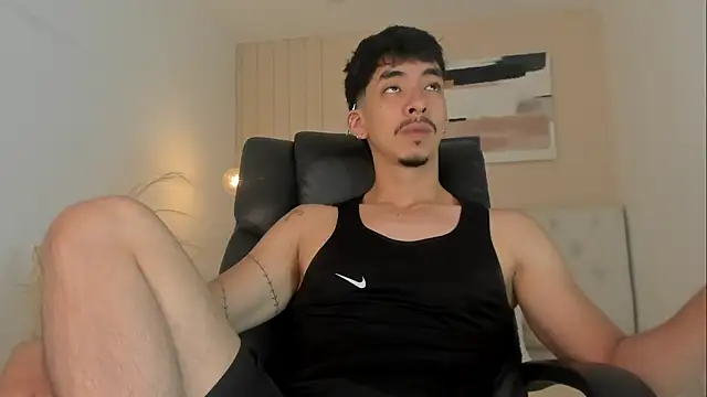 ISAAC CRYSTON online show from 28, 2, 2026