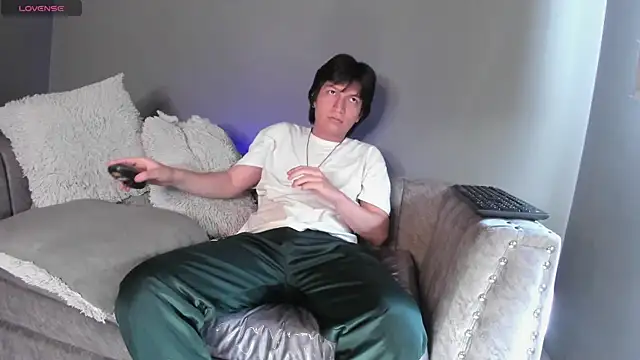 Snapshot of Golden-Boyy chatting on 1, 3, 2025 Golden-Boyy online show from 1, 3, 2025