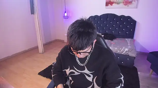 Snapshot of Golden-Boyy chatting on 19, 9, 2025 Golden-Boyy online show from 19, 9, 2025