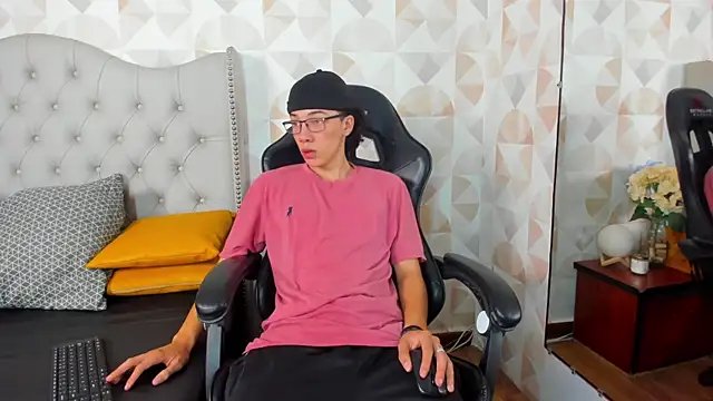 Gadiel Sex online show from 6, 3, 2025