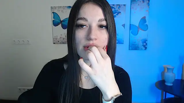 Snapshot of Eva_Eldis chatting on 5, 2, 2025 Eva Eldis online show from 5, 2, 2025