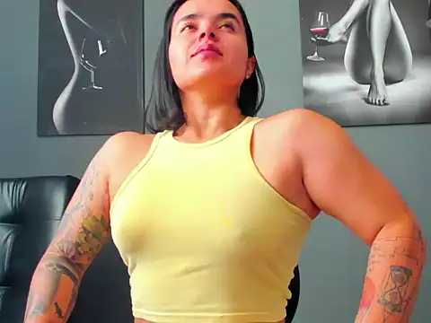 karlyjons12 online show from 25, 3, 2026