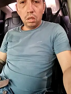 Snapshot of reyarturs13 chatting on 6, 2, 2025 reyarturs13 online show from 6, 2, 2025