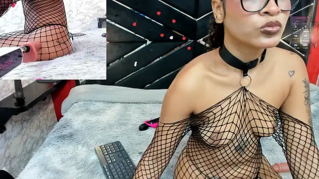IVISBOUNCYASS online show from 19, 7, 2026