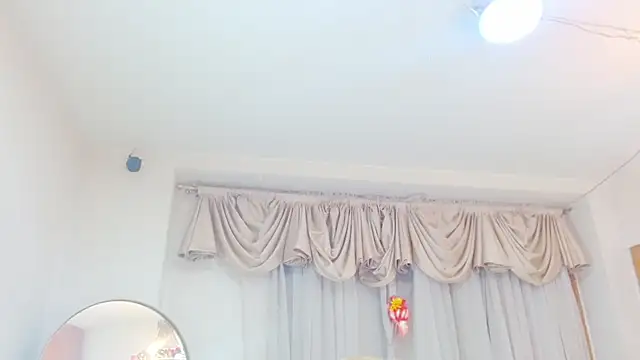 Snapshot of Dolldirtyxxx chatting on 6, 6, 2026 Dolldirtyxxx online show from 6, 6, 2026