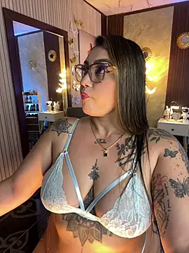 Madissonlove 1 online show from 20, 7, 2026