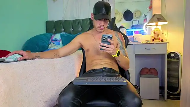 Chrissken online show from 18, 10, 2025