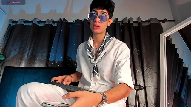 NovaaWheler online show from 13, 2, 2026