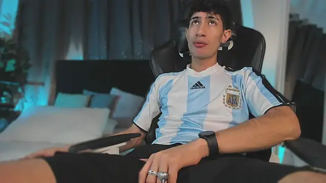 NovaaWheler online show from 6, 4, 2026