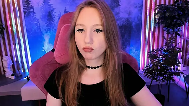Snapshot of DariaTate chatting on 7, 4, 2026 DariaTate online show from 7, 4, 2026