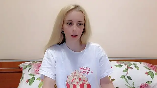 ChristiHanson online show from 11, 4, 2026