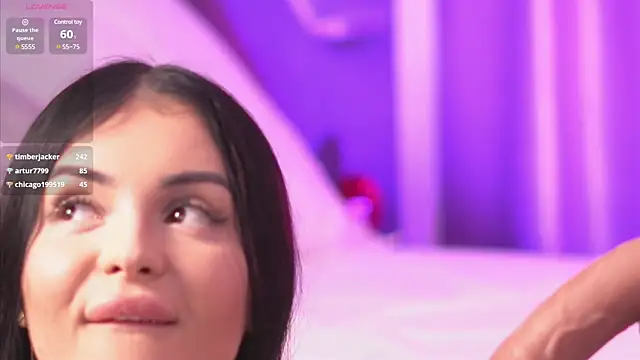 Snapshot of LilaRoses chatting on 4, 3, 2025 LilaRoses online show from 4, 3, 2025