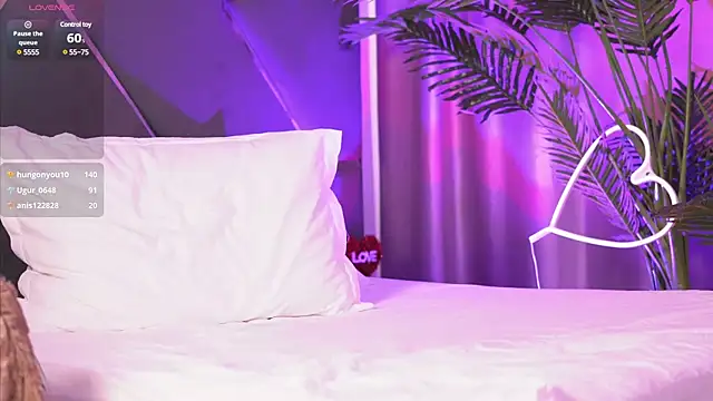 Snapshot of LilaRoses chatting on 21, 3, 2025 LilaRoses online show from 21, 3, 2025