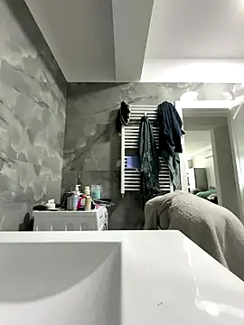 BonyBon29 online show from 28, 10, 2025