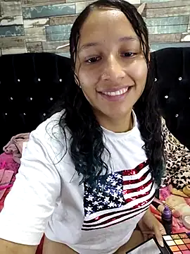 Snapshot of isabella_beauty_01 chatting on 2, 3, 2025 isabella beauty 01 online show from 2, 3, 2025