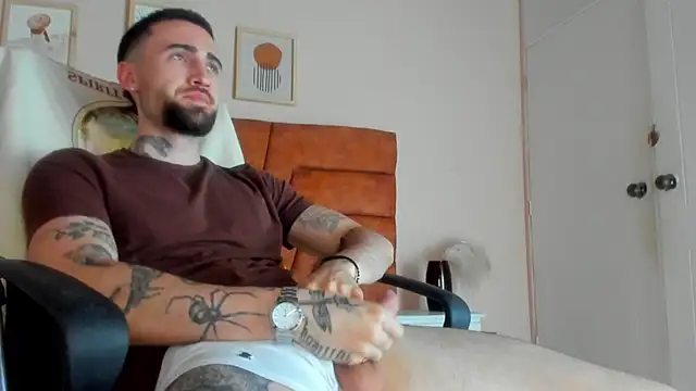 Luke davis01 online show from 7, 3, 2025