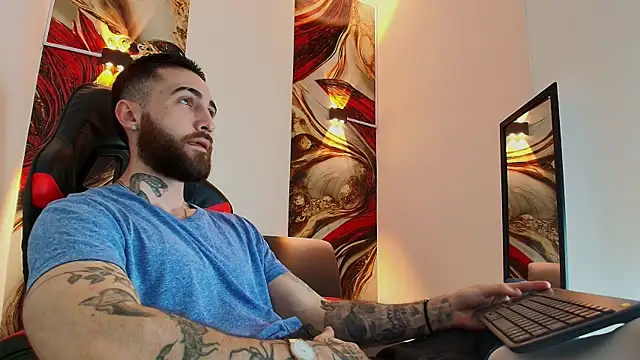 Luke davis01 online show from 24, 10, 2025