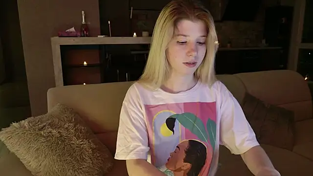 Bella amory online show from 8, 2, 2025