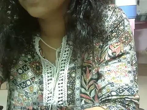 Snapshot of Your_cutiepie_ chatting on 5, 5, 2026 Your cutiepie online show from 5, 5, 2026