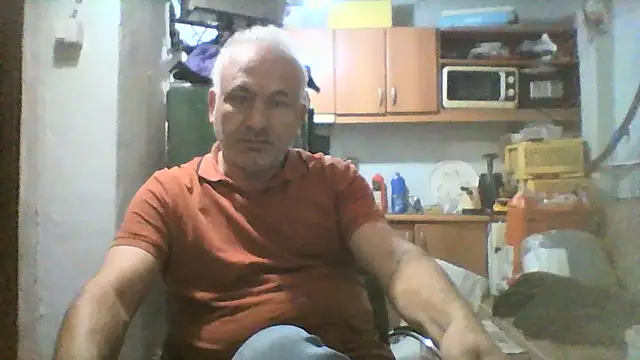 Snapshot of murat7888 chatting on 15, 10, 2025 murat7888 online show from 15, 10, 2025