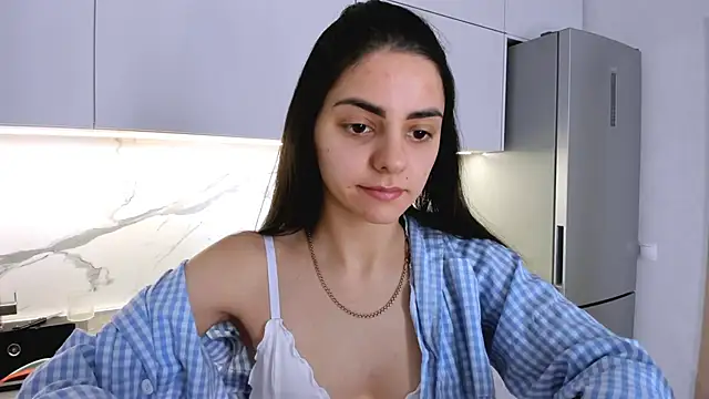 EmiliaZen online show from 2, 3, 2025