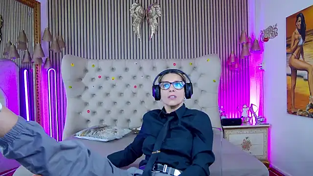 PlayfulShow online show from 13, 1, 2026