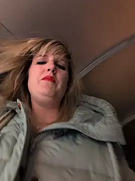 Snapshot of Sexybiene969 chatting on 22, 11, 2025 Sexybiene969 online show from 22, 11, 2025