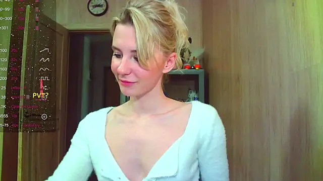 Caramel piegirl online show from 15, 4, 2026