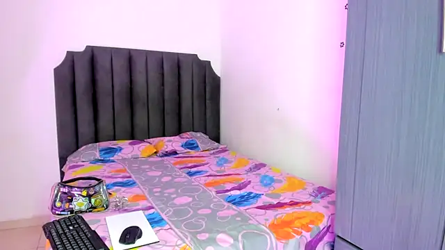 moree Queen online show from 3, 12, 2025