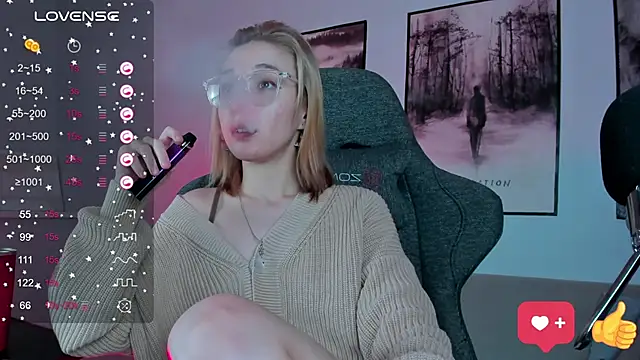 Snapshot of PhilippaAdamas chatting on 20, 2, 2025 PhilippaAdamas online show from 20, 2, 2025