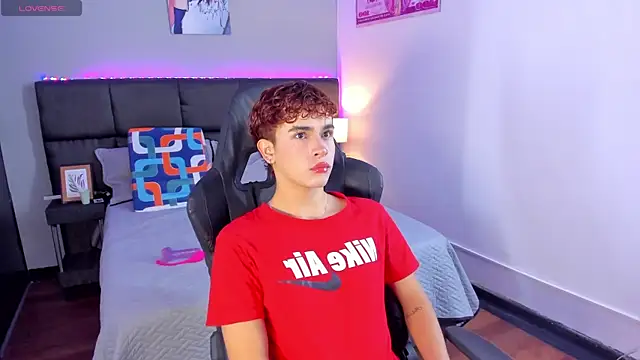 Aiiden 15 online show from 17, 12, 2025