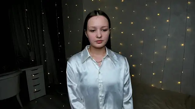 Snapshot of LorettaBierlly chatting on 9, 2, 2025 LorettaBierlly online show from 9, 2, 2025